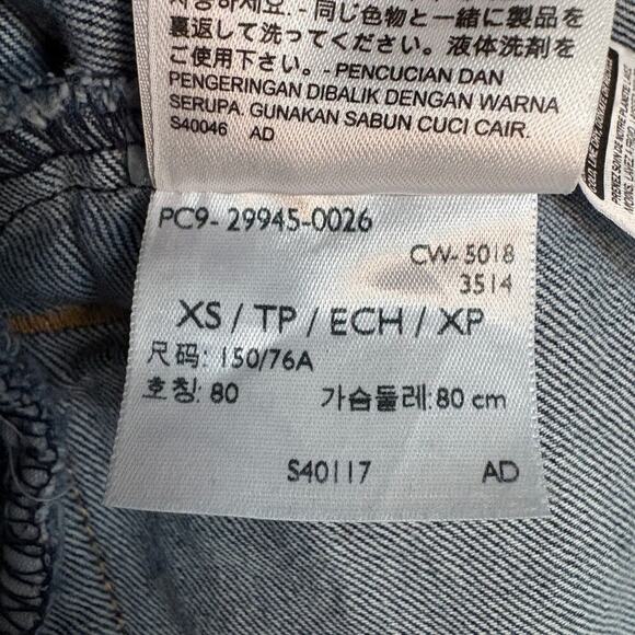 Levi’s Premium XS Trucker Jacket Denim Classic Light Wash normcore Y2K - Picture 2 of 7